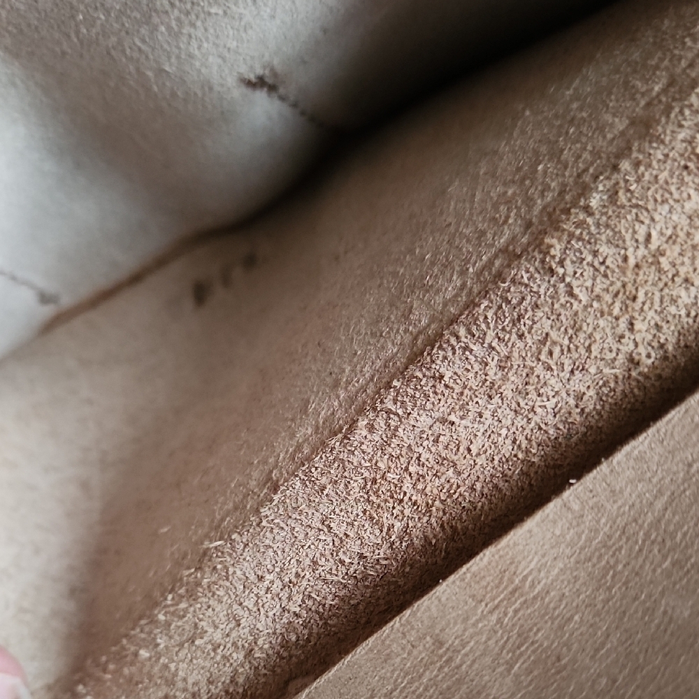 Able Debre TriFold Wallet In Beige - Picture 11 of 12